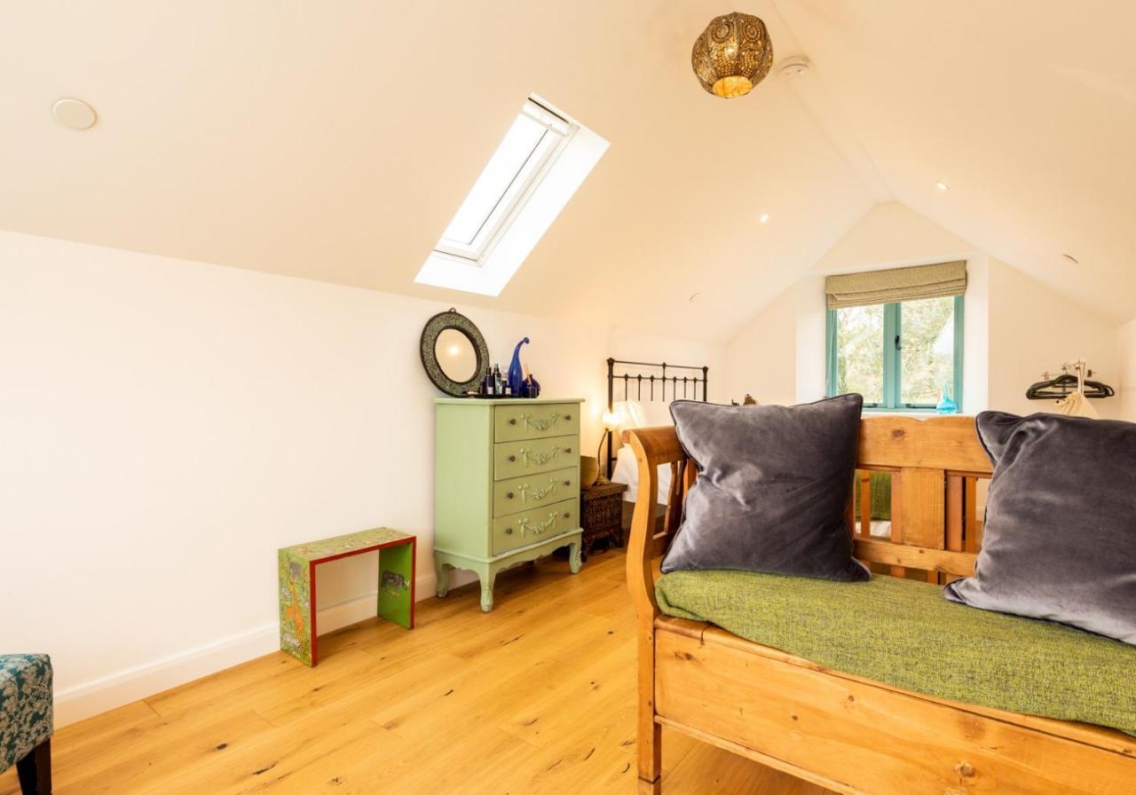 Penrhiw - A Country Cottage With Mountain Views Newport  Exterior foto